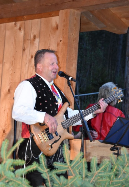 Revival Waldfest St. Michael